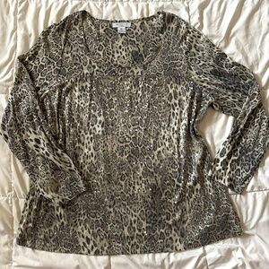 Liz Claiborne Woman Grey and White Snake Print Sequined Long Sleeve Top